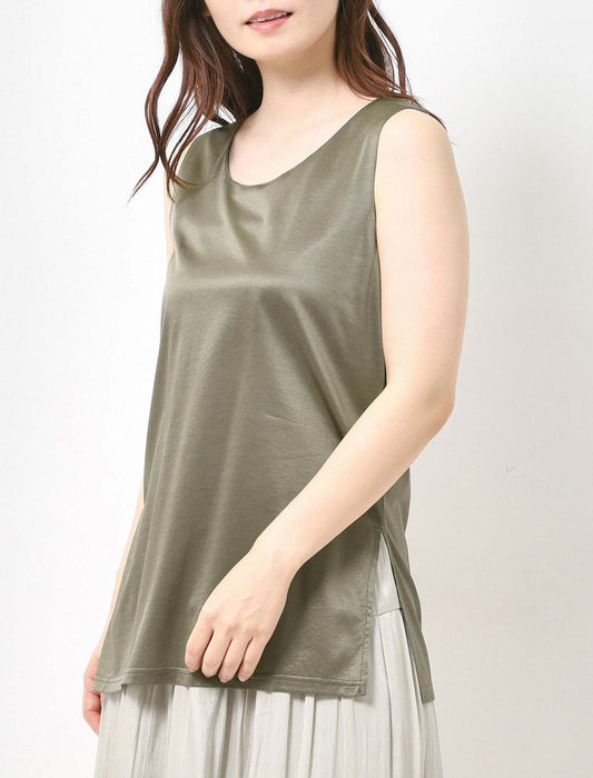 サテンスリットタンクトップ