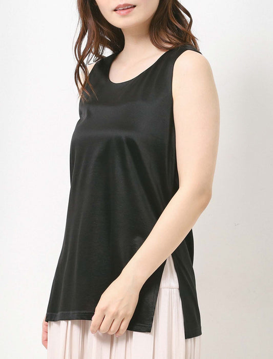 サテンスリットタンクトップ
