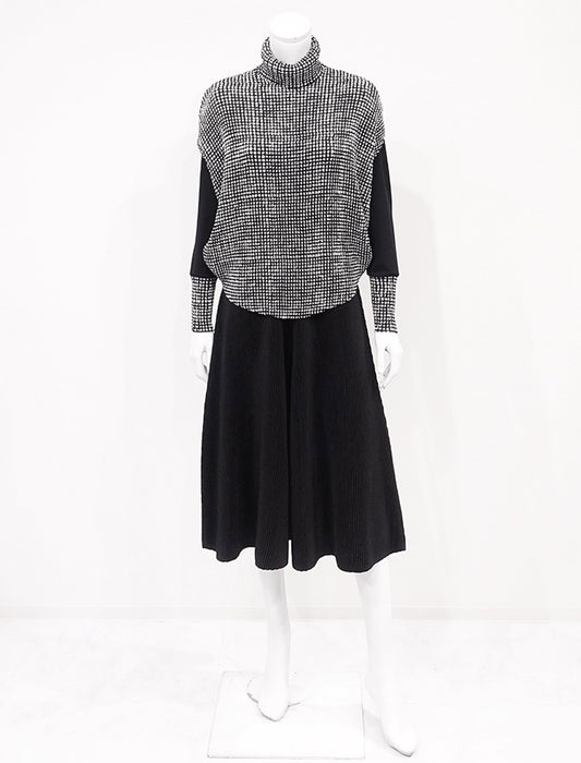 ＜SPECCHIO＞シャトルプリーツ フレアパンツ