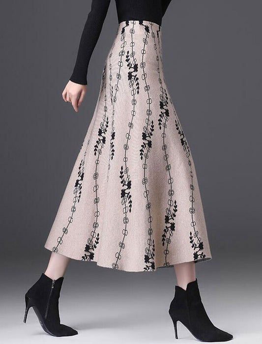 総柄フレアニットスカート