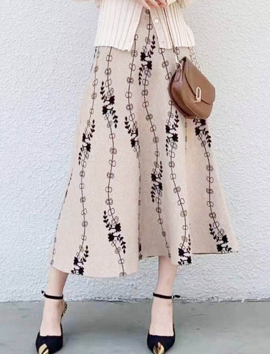 総柄フレアニットスカート