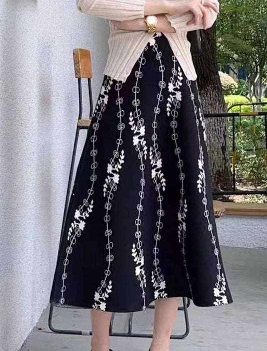 総柄フレアニットスカート