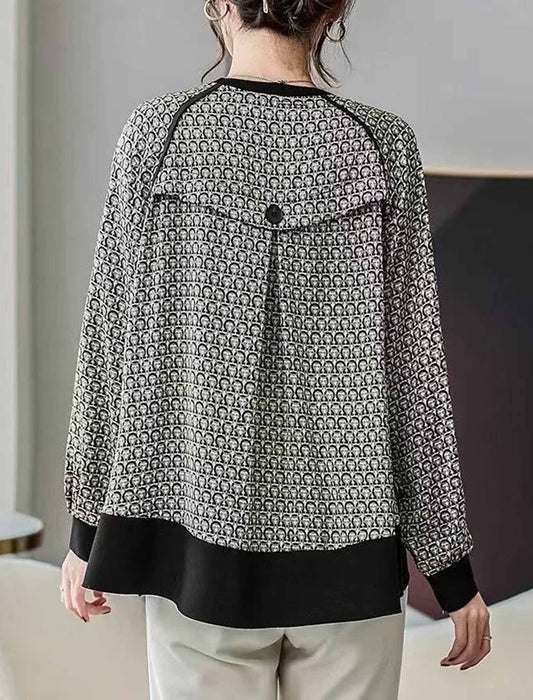 モノグラフプリントブラウス