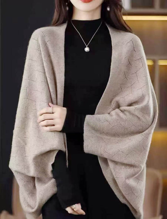 【近日入荷】透かし彫りショール風ニットカーディガン　※12月上旬入荷