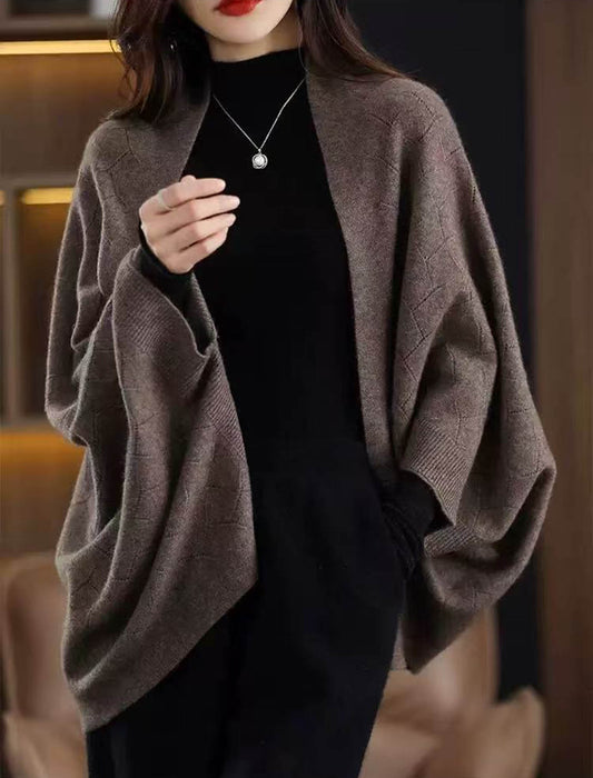 【近日入荷】透かし彫りショール風ニットカーディガン　※12月上旬入荷