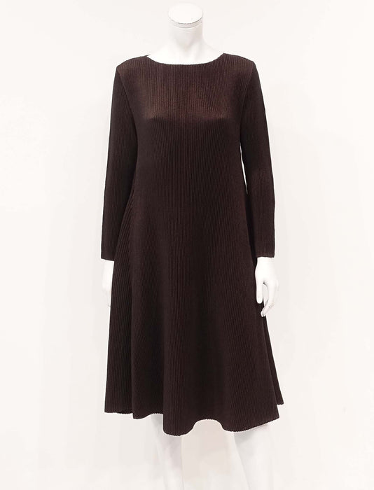 ＜SPECCHIO＞シャトルプリーツ Aラインドレス / 長袖