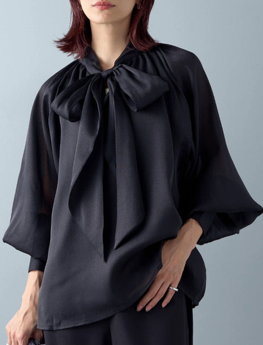 ビッグリボンブラウス