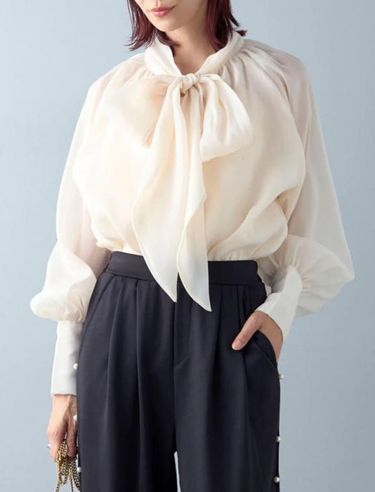 ビッグリボンブラウス