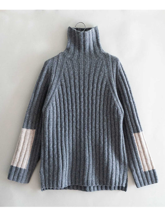 オフタートル袖パッチワーク風ニット