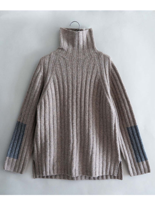 オフタートル袖パッチワーク風ニット