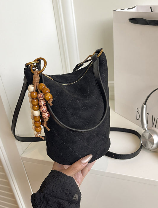 チャーム付きスエード風2wayバッグ