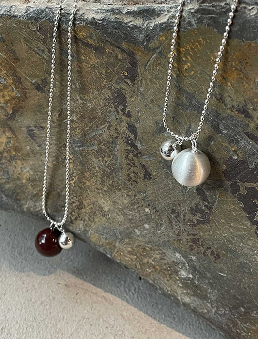 ボールチャームネックレス