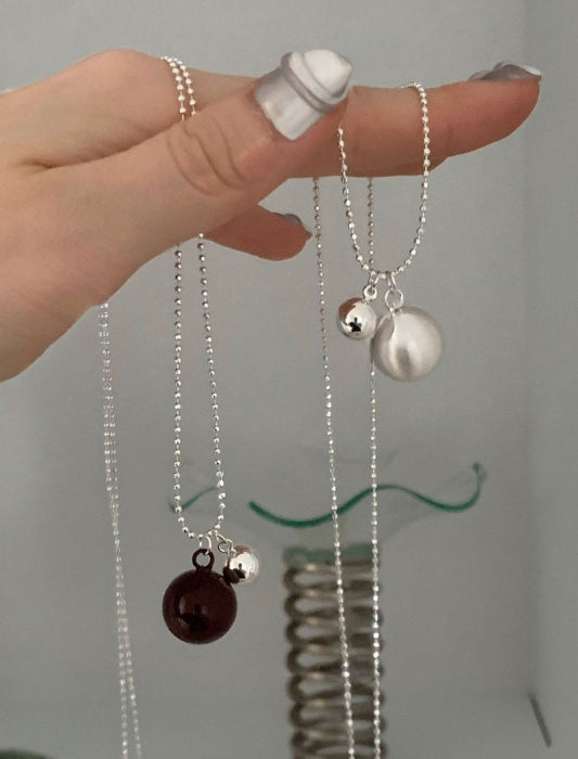 ボールチャームネックレス