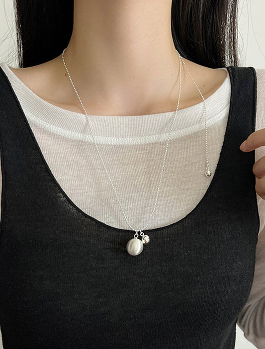 ボールチャームネックレス