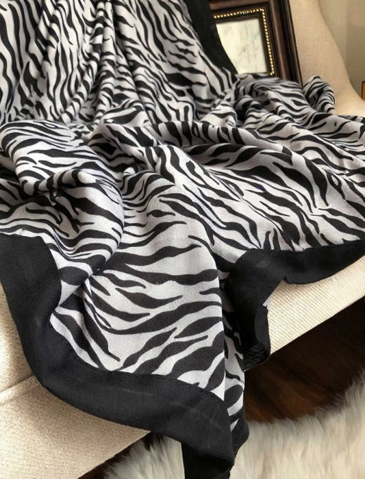 アニマル柄ストール