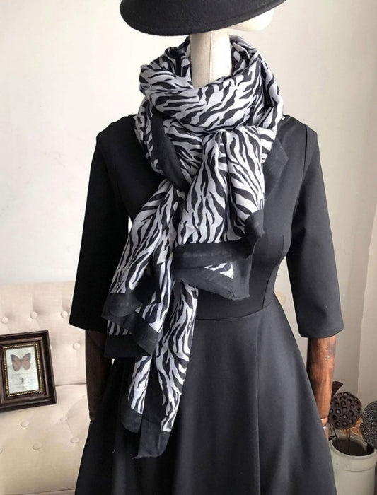 アニマル柄ストール