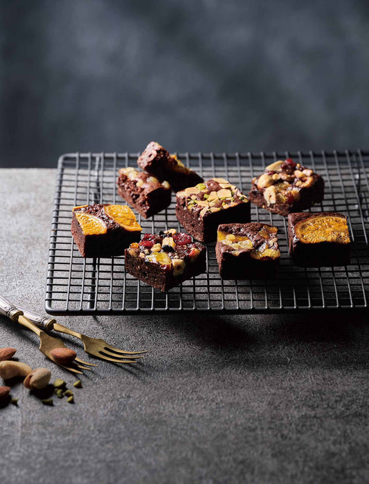 【受注】ホシフルーツナッツとドライフルーツの贅沢ブラウニー（１２個入り）