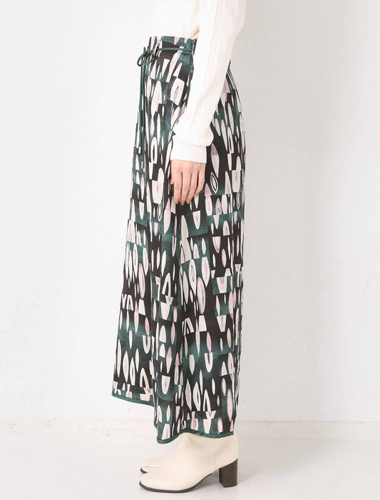 パネル柄パイピングスカート