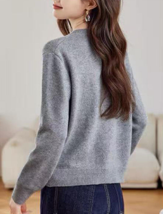 立体フラワーモチーフ付きニットカーディガン