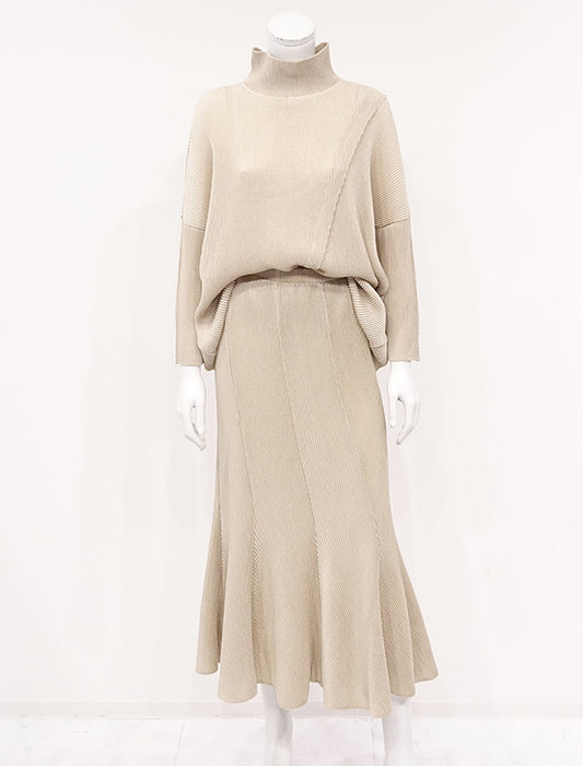 ＜SPECCHIO＞シャトル フロント切り替えデザイン ハイネックプルオーバー