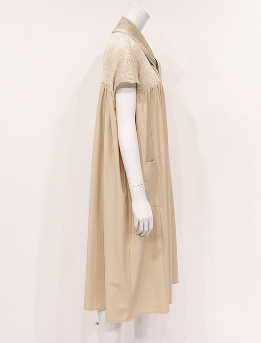 ＜SPECCHIO＞ボウタイ付きシャトル切替 ヨークギャザーストレッチタフタワンピース