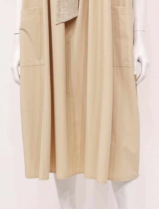 ＜SPECCHIO＞ボウタイ付きシャトル切替 ヨークギャザーストレッチタフタワンピース