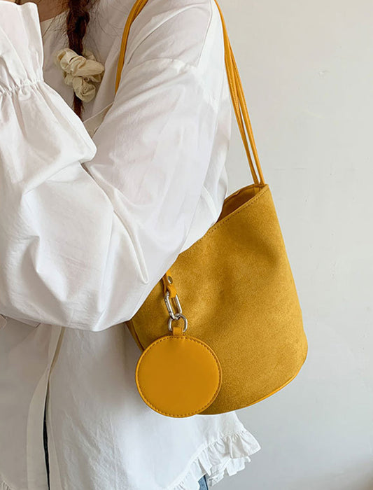 ラウンドチャーム付きショルダー