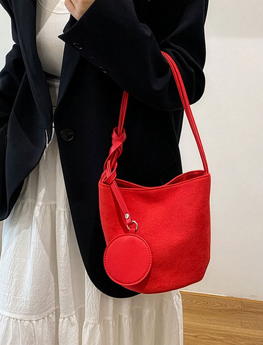 ラウンドチャーム付きショルダー