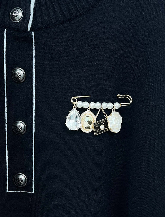 エレガントドロップチャームパールブローチ