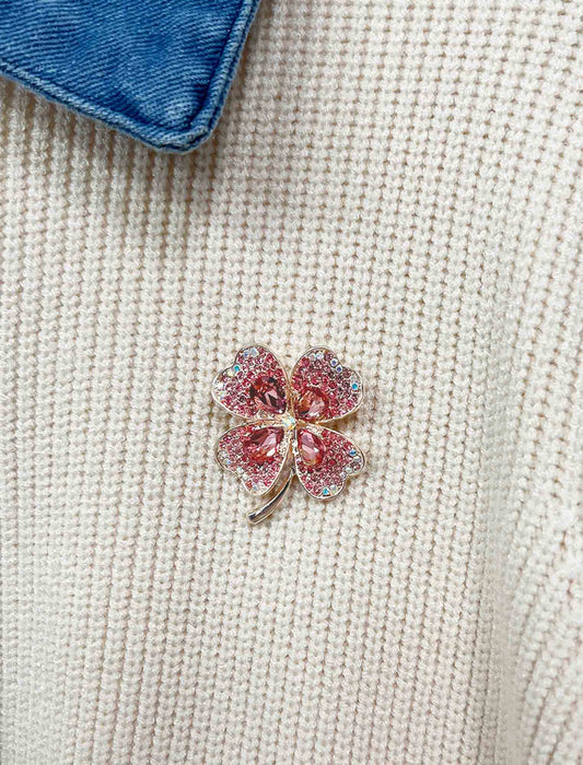 【幸運をまとう】パヴェストーンクローバーブローチ