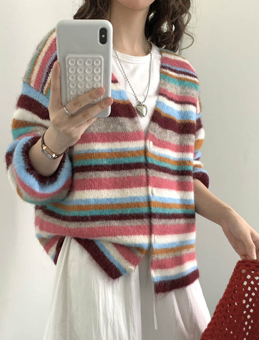 レトロポップな配色ボーダーニットカーディガン