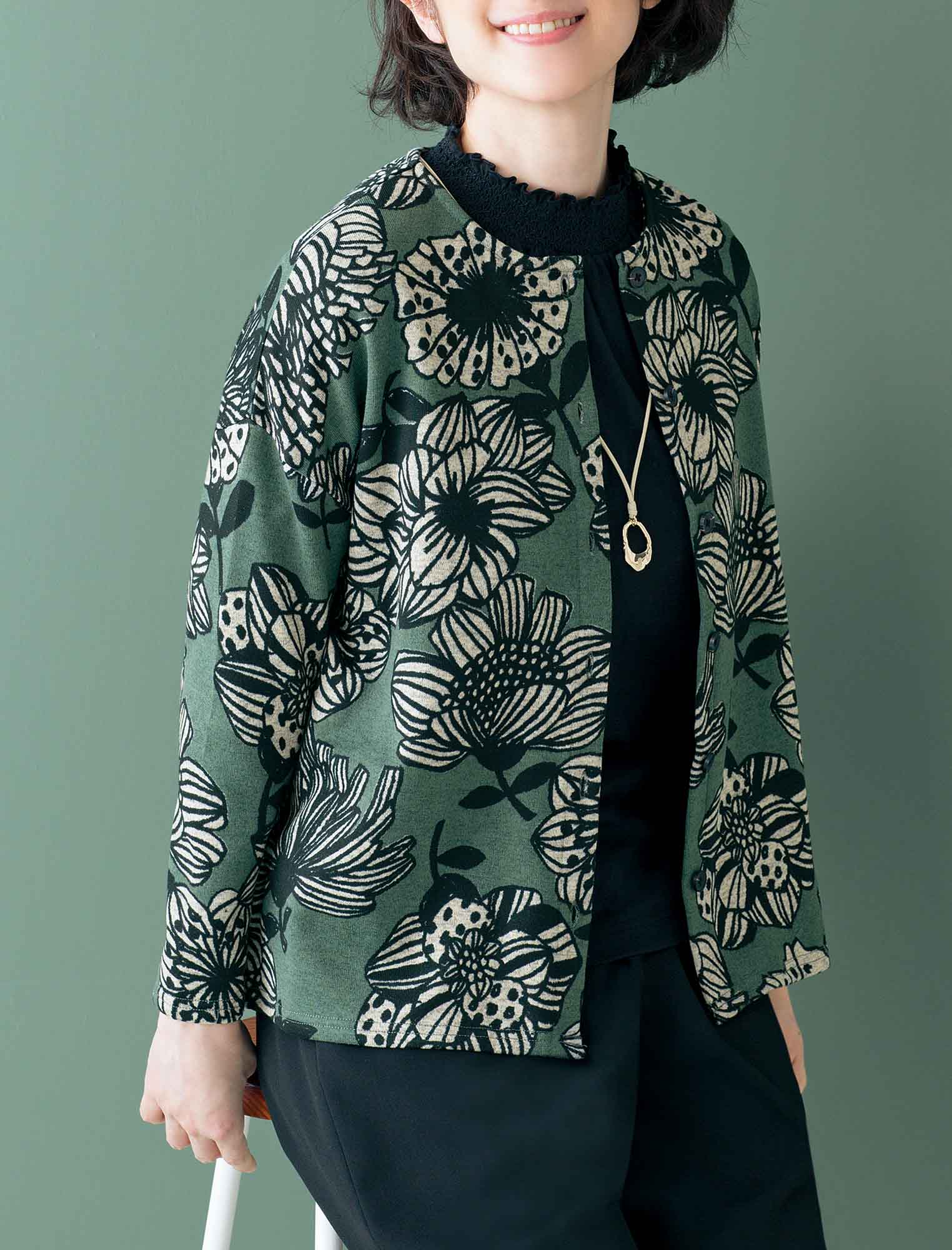 美品✨45rpm 45R フロート小花ミックスプリント カーディガン 花柄 美品✨45rpm 45R フロート小花ミックスプリント カーディガン 花柄