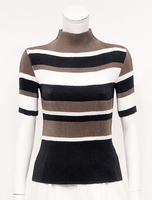 ＜SPECCHIO＞シャトルプリーツ タートルネックブラウス