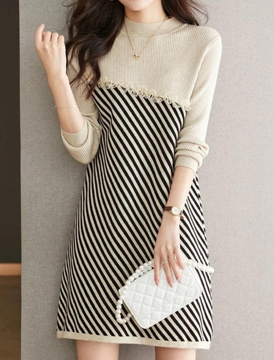 【近日入荷】異素材フリンジ切替ニットワンピース　※2月上旬入荷