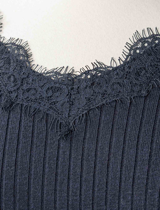レースネックリブニット