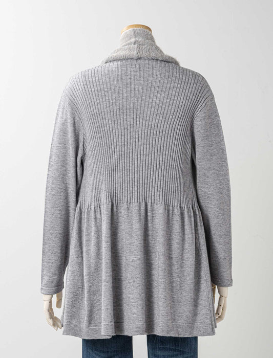 ニットカーディガン