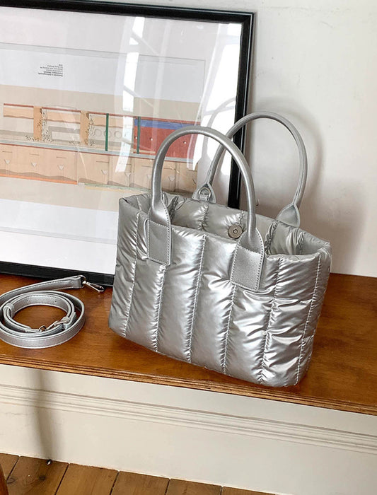 【近日入荷】軽量キルティング2WAYトートバッグ　※ブラック/シルバーは２月上旬入荷