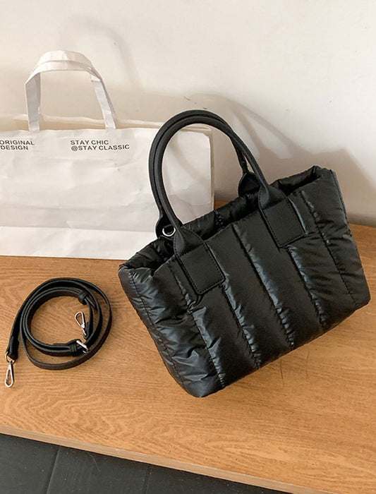 【近日入荷】軽量キルティング2WAYトートバッグ　※ブラック/シルバーは２月上旬入荷