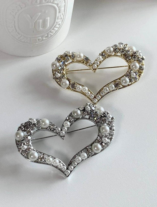 ハートモチーフエレガントブローチ