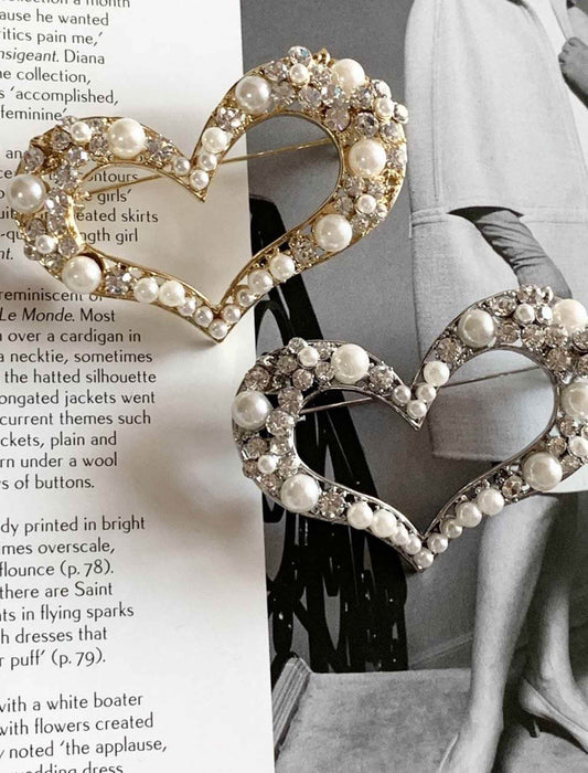 ハートモチーフエレガントブローチ