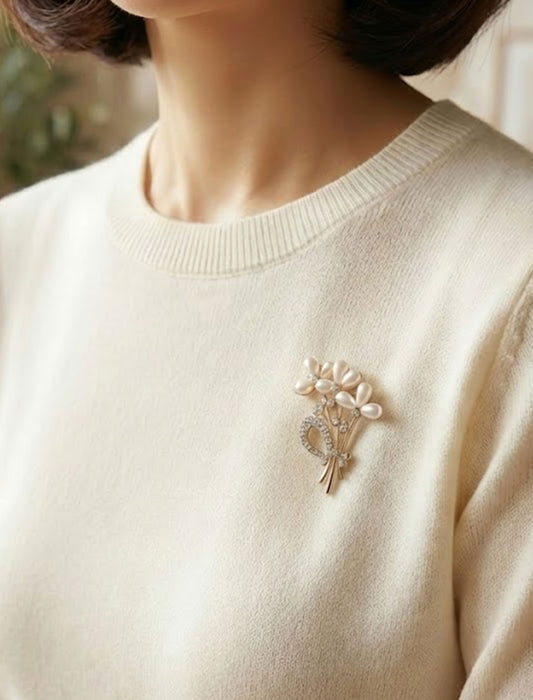 ボタニカルパール・リュクスブローチ