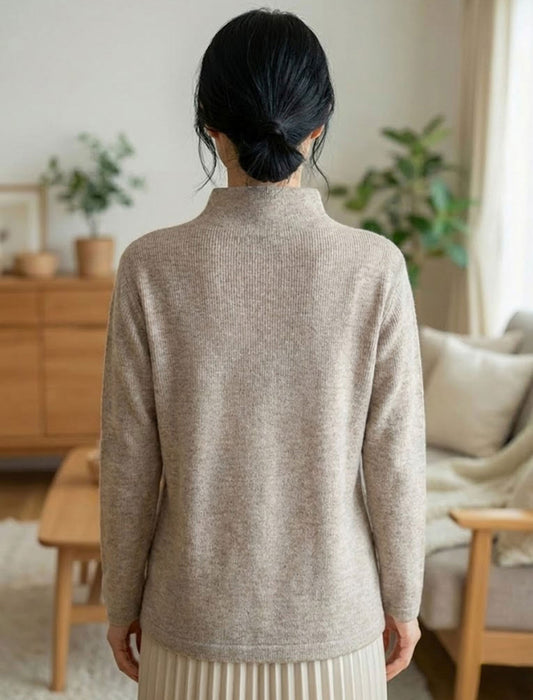 立体花モチーフ付 ハイネックプルオーバー