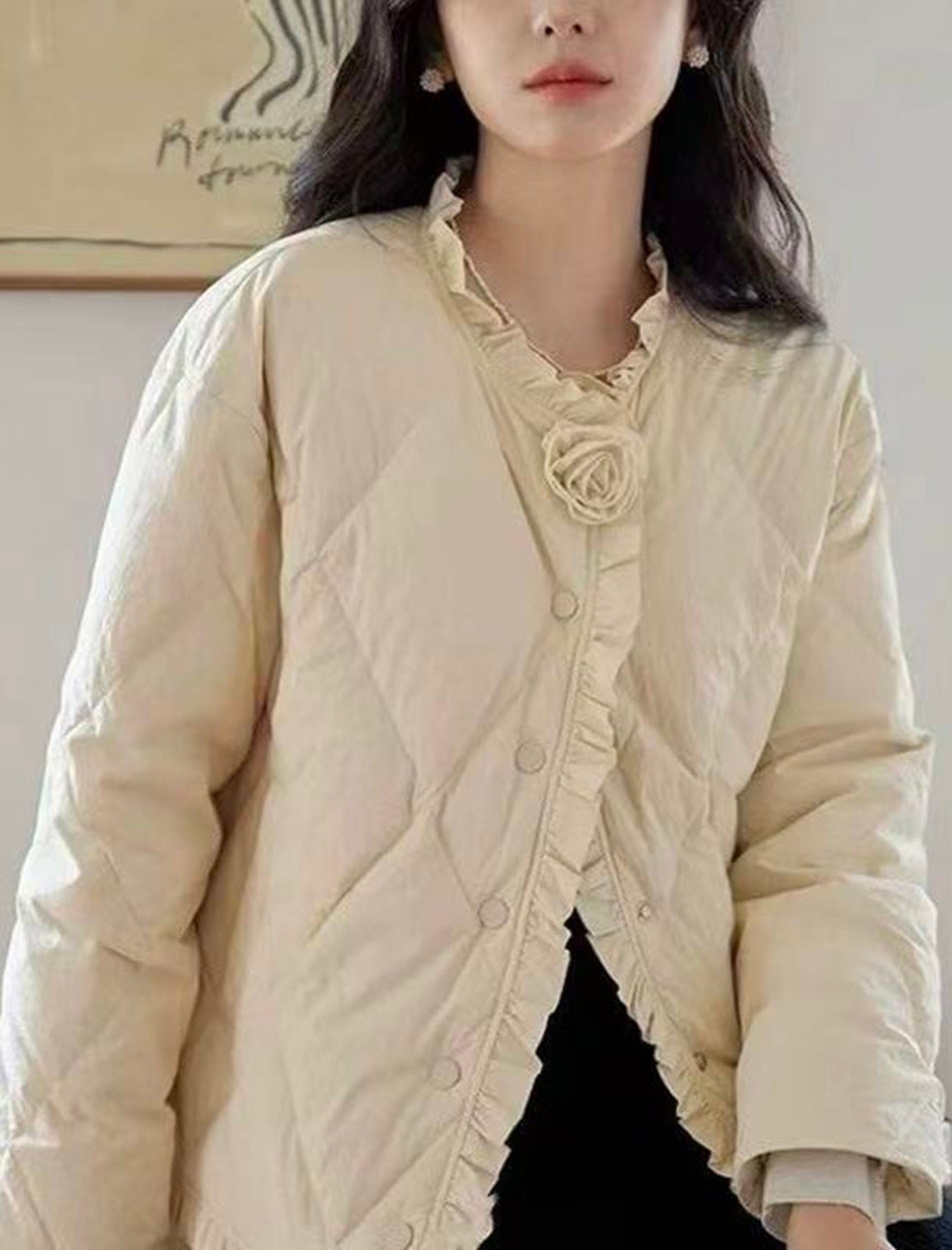 フラワーモチーフ付フリルヘムキルティングショートブルゾン