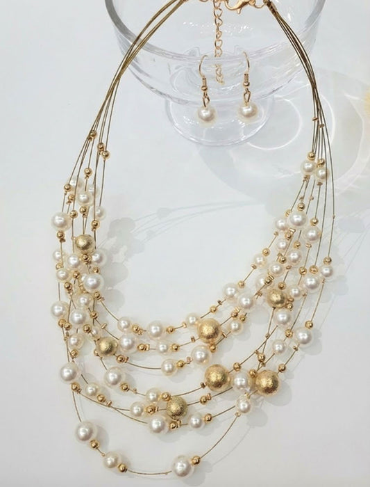 多連パールネックレス