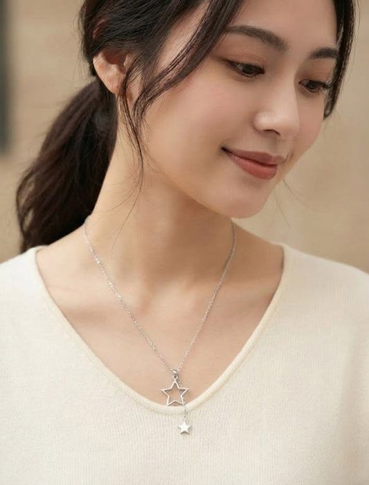 星モチーフネックレス