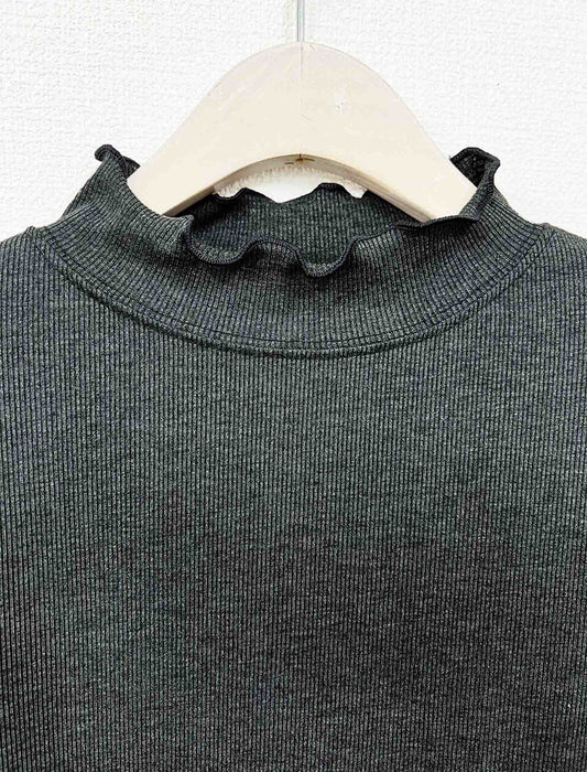 着回し万能大人可愛いメロウフリルハイネックカットソー