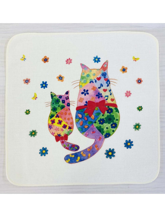 パッチワーク柄リボン猫ちゃんハンカチ