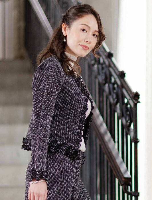 ＜SPECCHIO＞シャトルプリーツ メロウフリル ノーカラージャケット