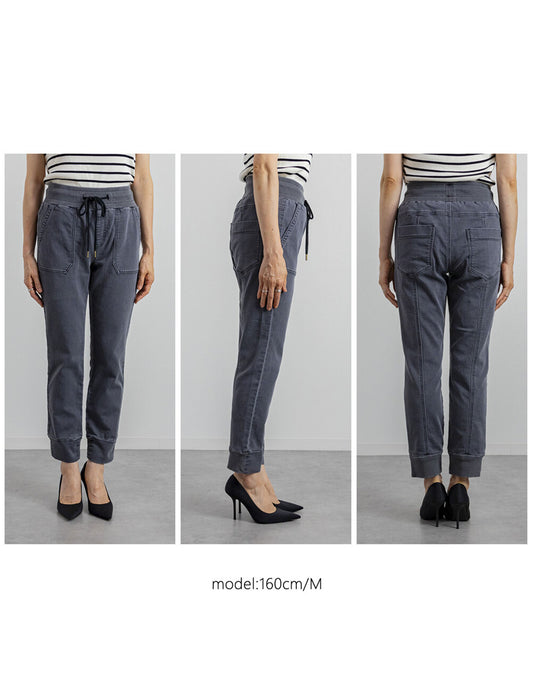 一度穿くと「虜」になるトリコデニムジョガーパンツ