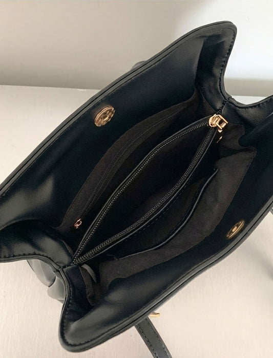 ドレープ・ギャザーショルダー